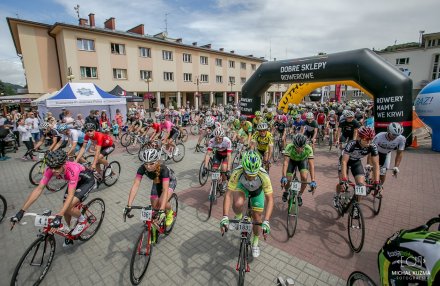Start zawodów na rynku miasta/fot. Michał Kuźma